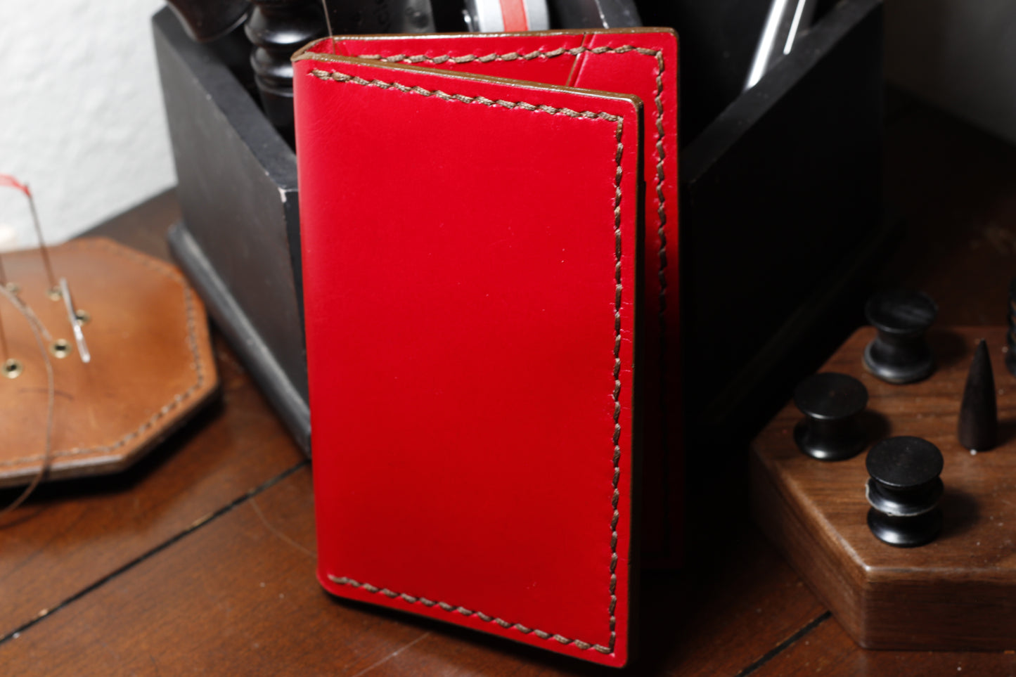 "The Falconer" Pocket Organizer Wallet (PATTERN)